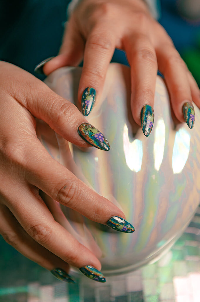 Cosmic Dance by Veronica Chen - Press-on Nails 
