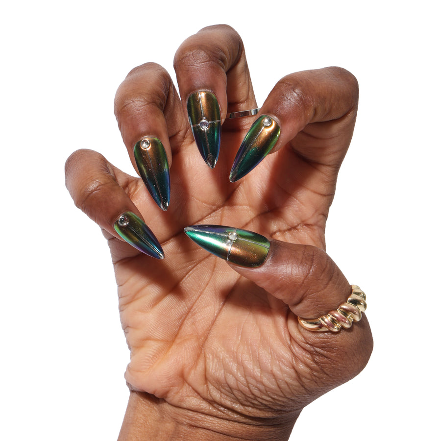 Roam Eternal - Press-On Nail - NEVER HAVE I EVER