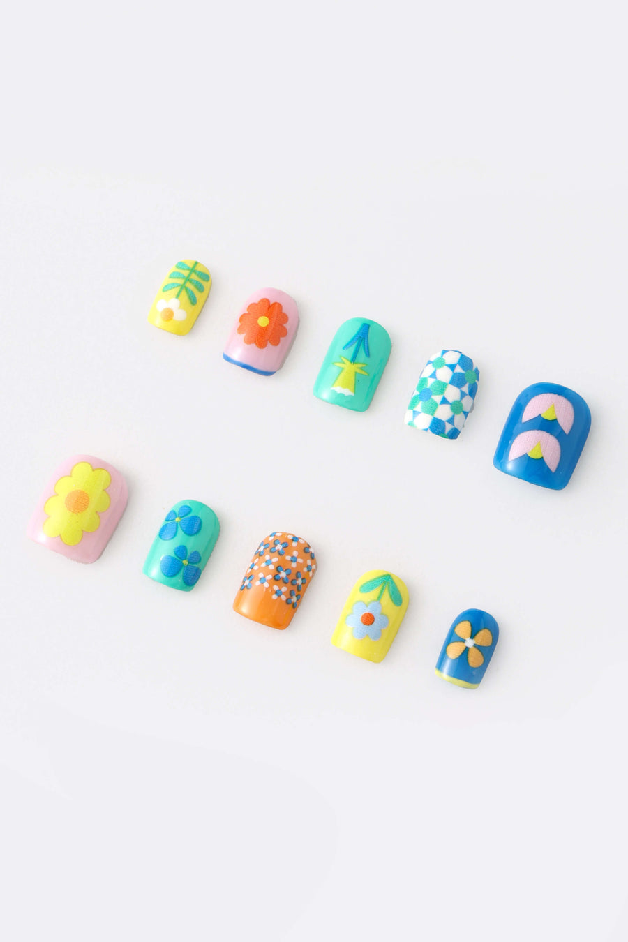 Flower Block by Priyanka Batra - Press-on Nails 